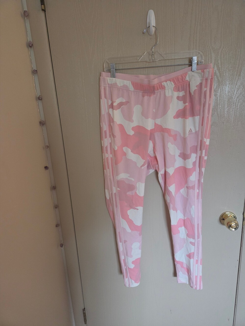 Adidas Light Pink Camo Leggings Skinny Style Plus Size NWT Womens 2XL